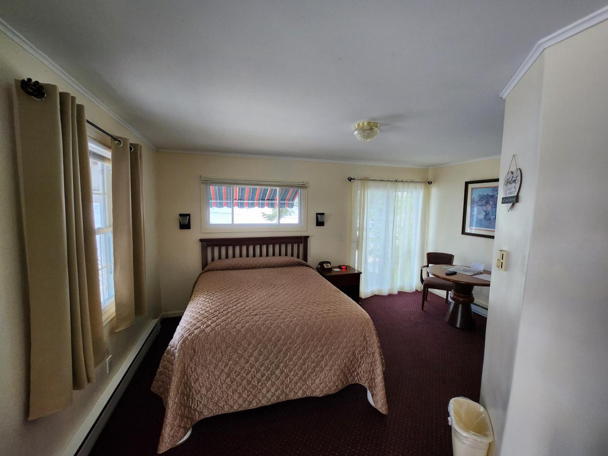 Lake View Motel Cooperstown Exterior photo
